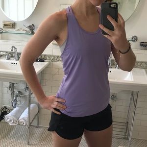 Gorgeous lilac purple Athleta tank top size XS